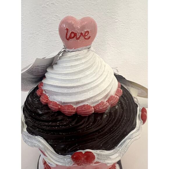 LOVE & Cupcakes Gingerbread House LED Light Up Heart Glitter/ Pink - Picture 3 of 5